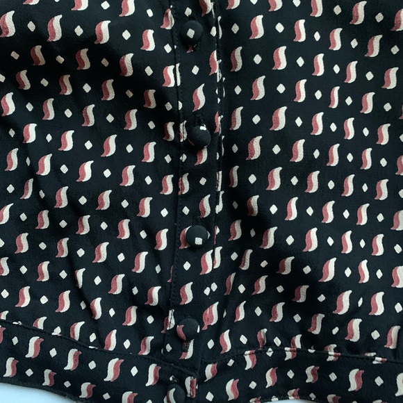 FLYNN SKYE Black Printed Cold Shoulder Crop Top - Picture 3 of 5